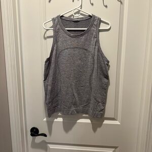 Lululemon swiftly relaxed tank